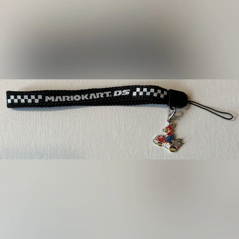 Nintendo Limited Edition Mario Kart DS Micro Key Chain Accessories Mario Luigi